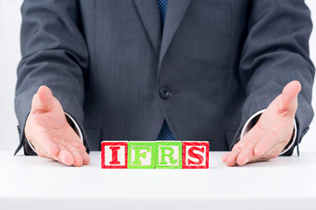 急増するIFRS導入企業。それに伴い、注目を集める「IFRS検定」